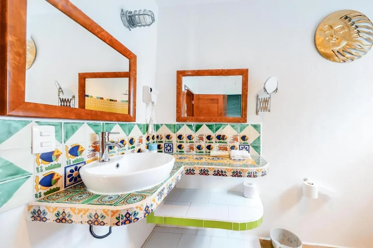 Urbaneden 'Another Day In Paradise' Playa del Carmen