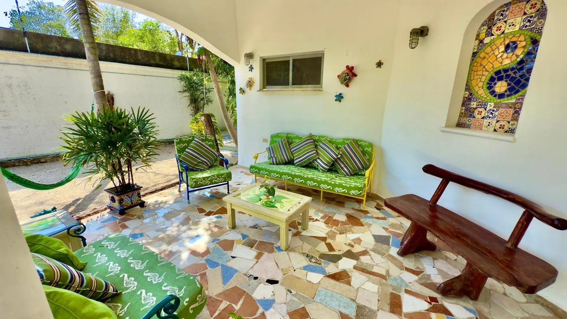 Urbaneden 'Another Day In Paradise' Playa del Carmen