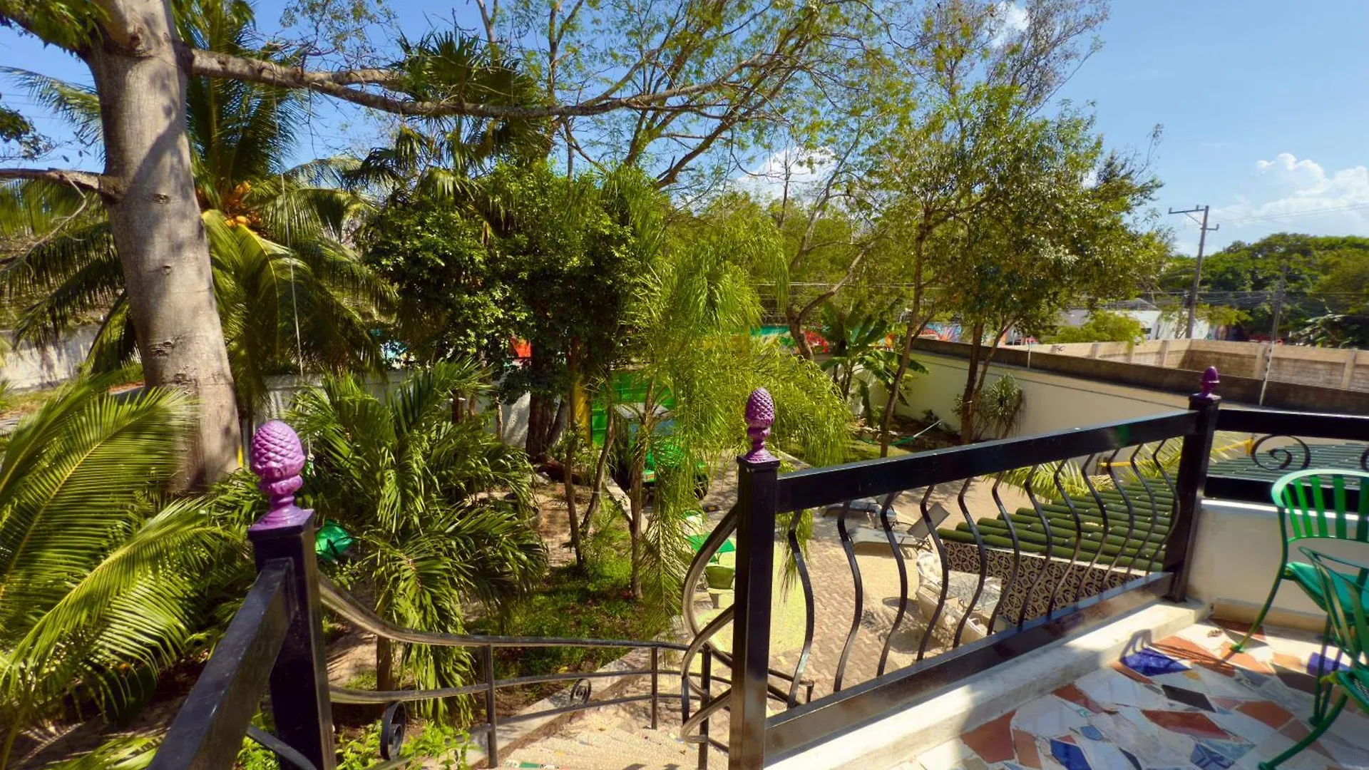 Urbaneden 'Another Day In Paradise' Playa del Carmen